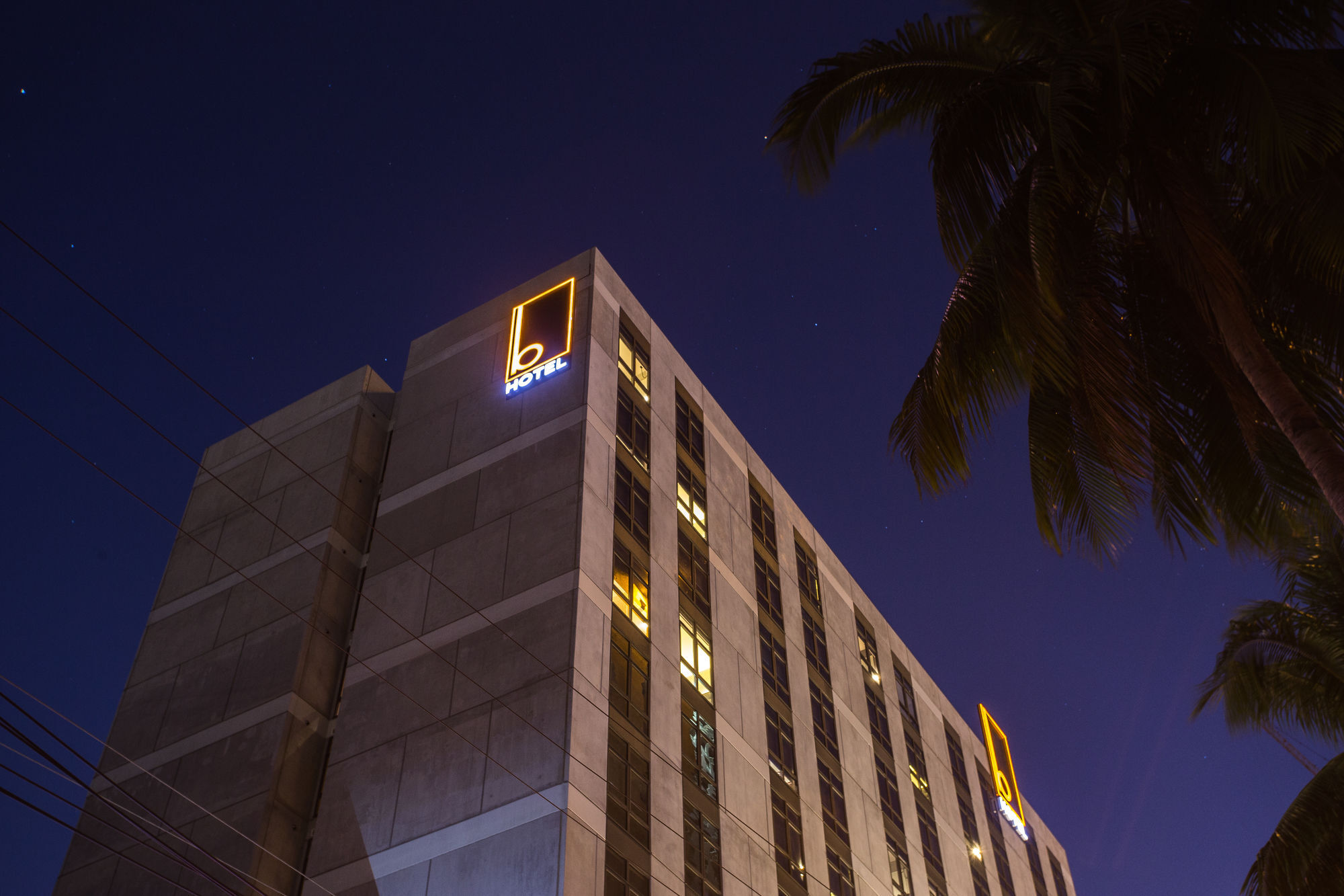 The B Hotel Quezon City Exterior foto