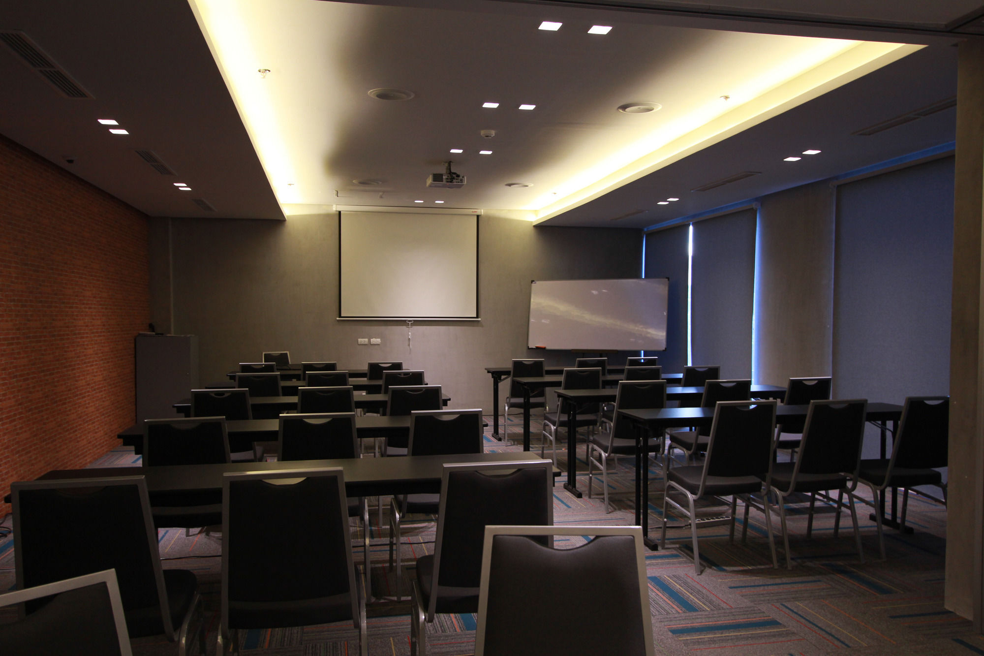 The B Hotel Quezon City Exterior foto